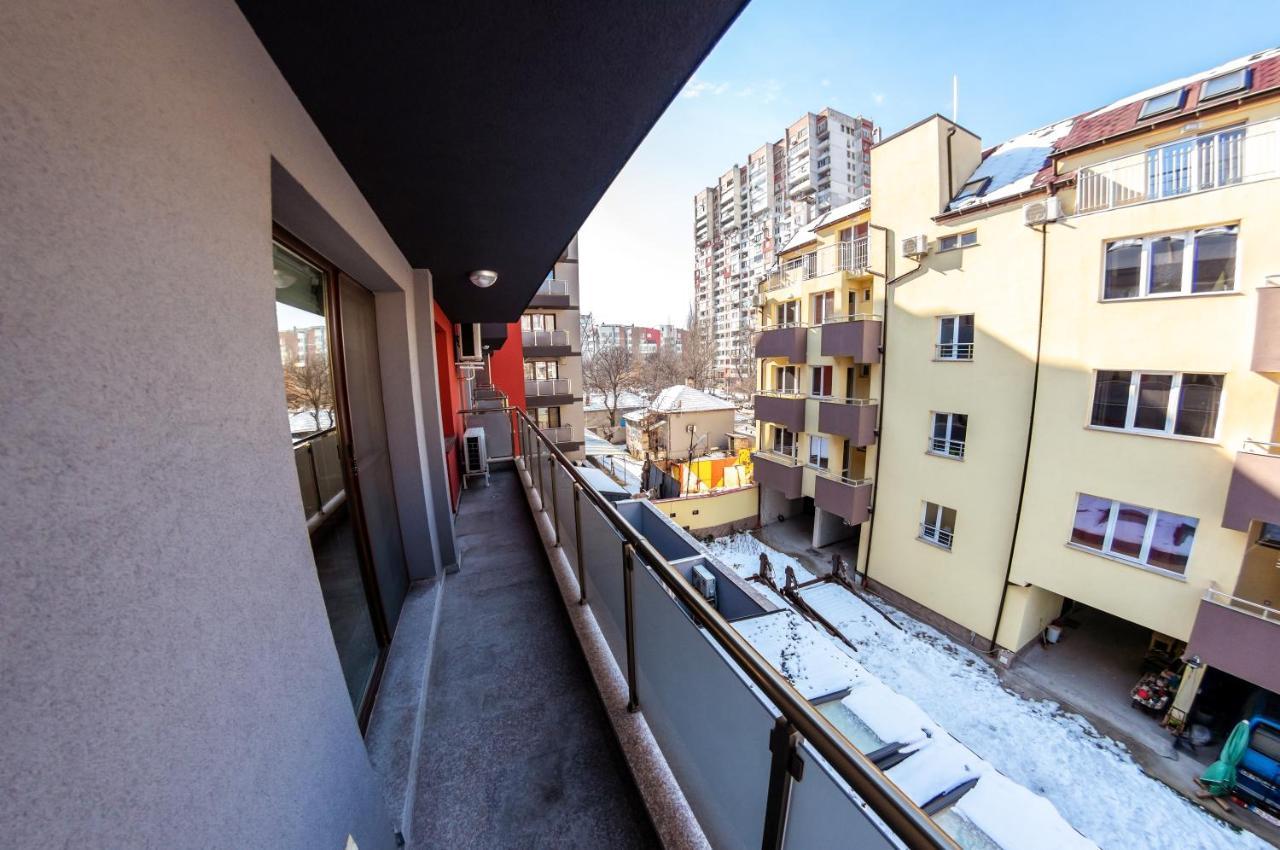 Bright 1Bdr Apartment With A Balcony Sofia Eksteriør bilde