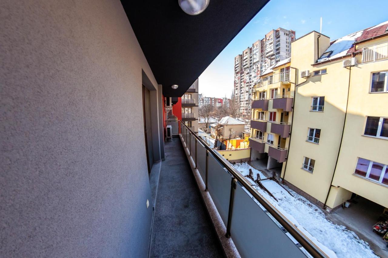 Bright 1Bdr Apartment With A Balcony Sofia Eksteriør bilde